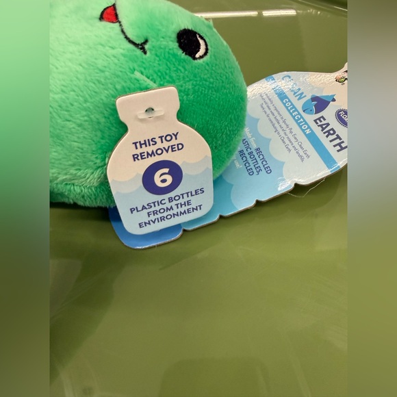 Spunky Pup Clean Earth Green Octopus Plush Dog Toy - Picture 3 of 5